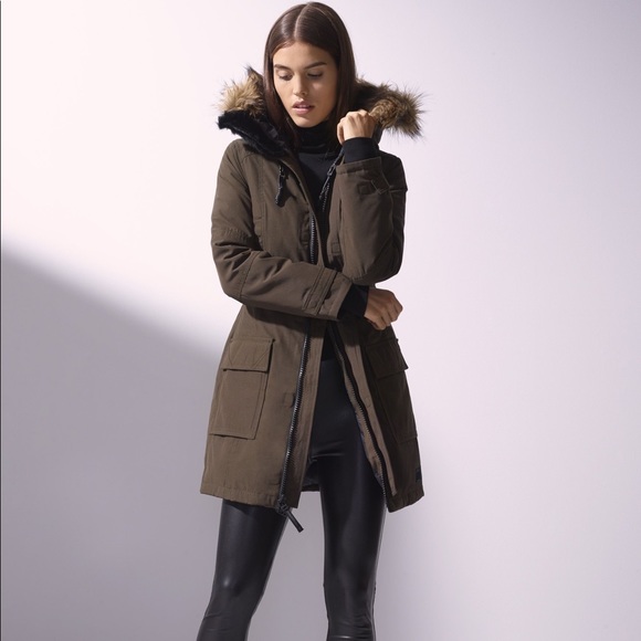 Aritzia TNA Bancroft parka - Picture 2 of 6